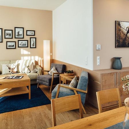 Schneeweiss Lifestyle - Apartments - Living Serfaus Værelse billede