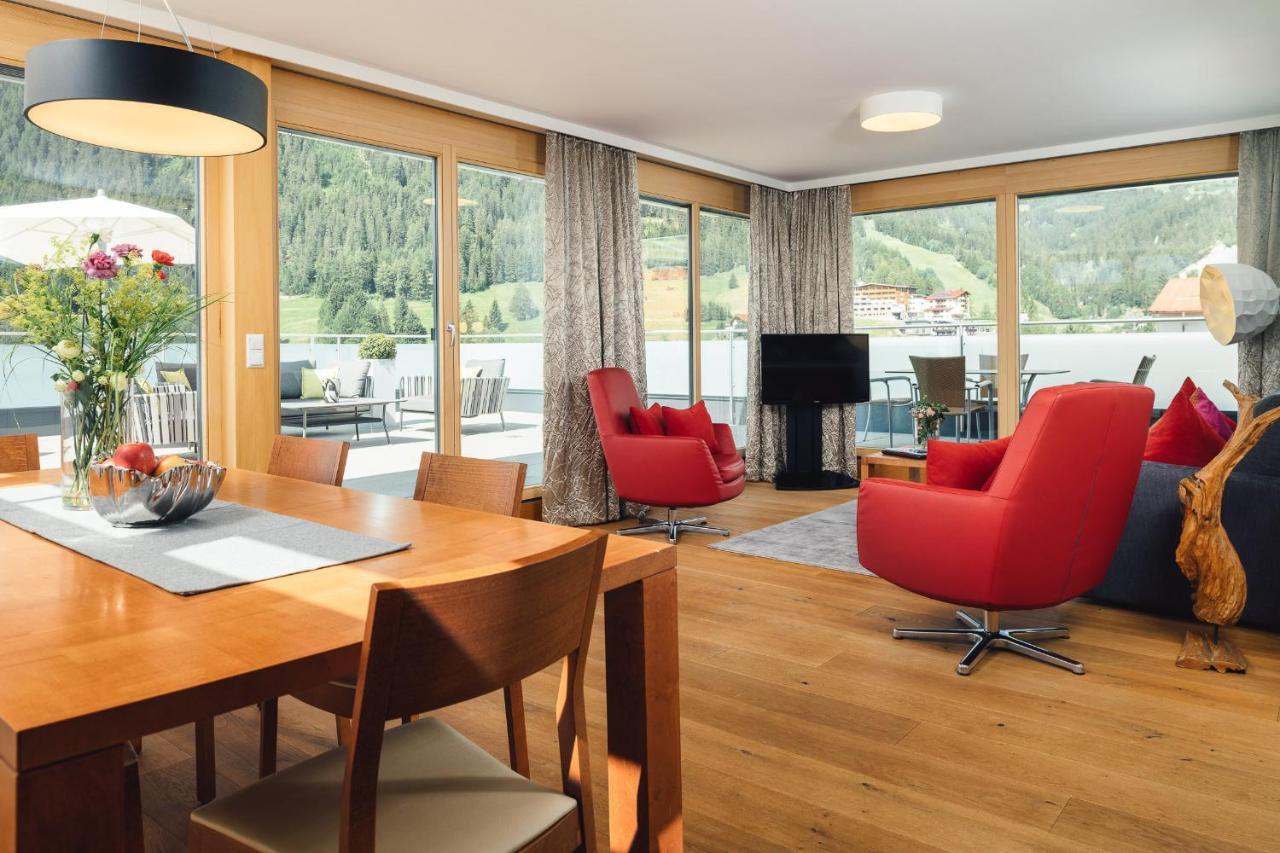 Schneeweiss Lifestyle - Apartments - Living Serfaus Eksteriør billede