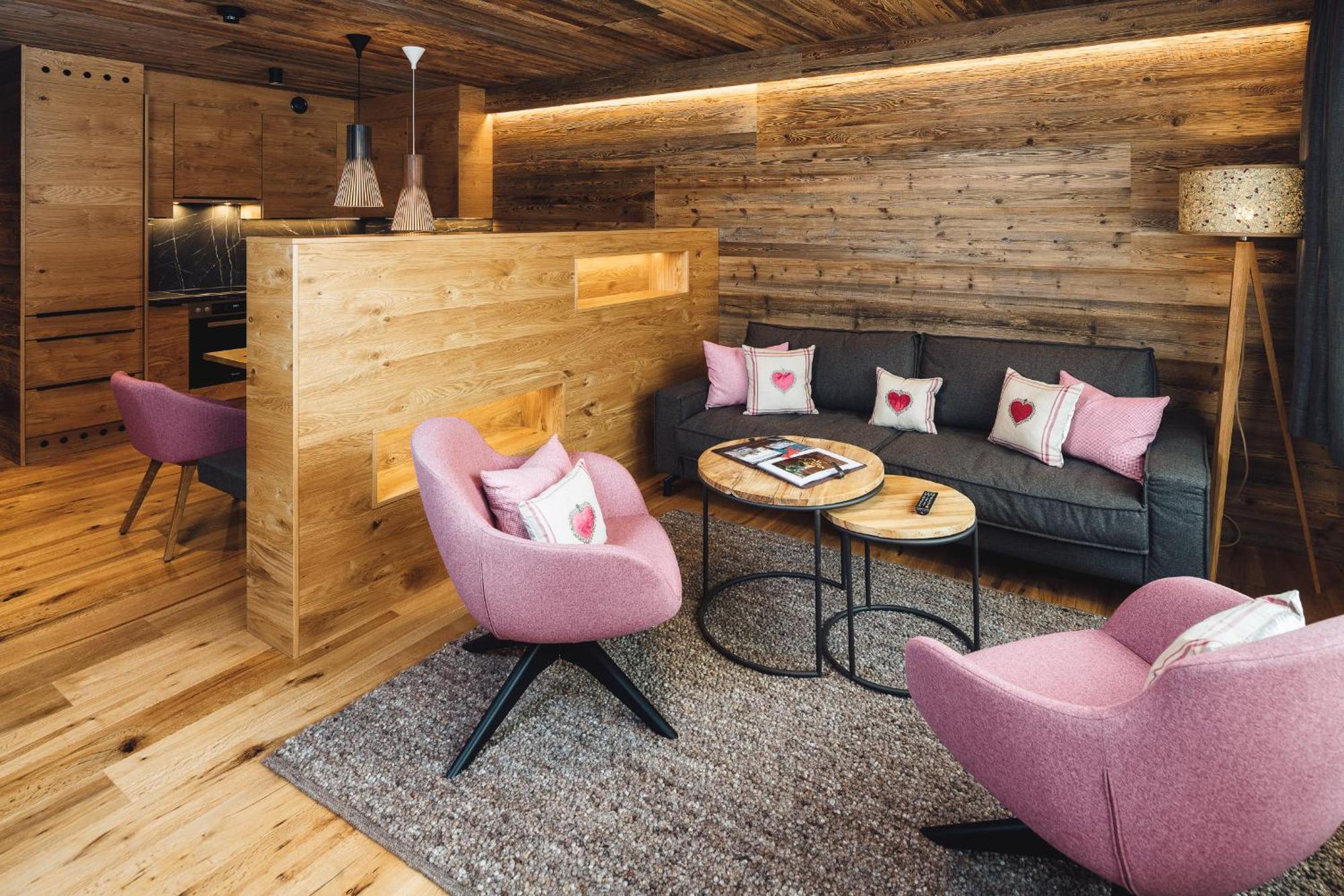 Schneeweiss Lifestyle - Apartments - Living Serfaus Værelse billede