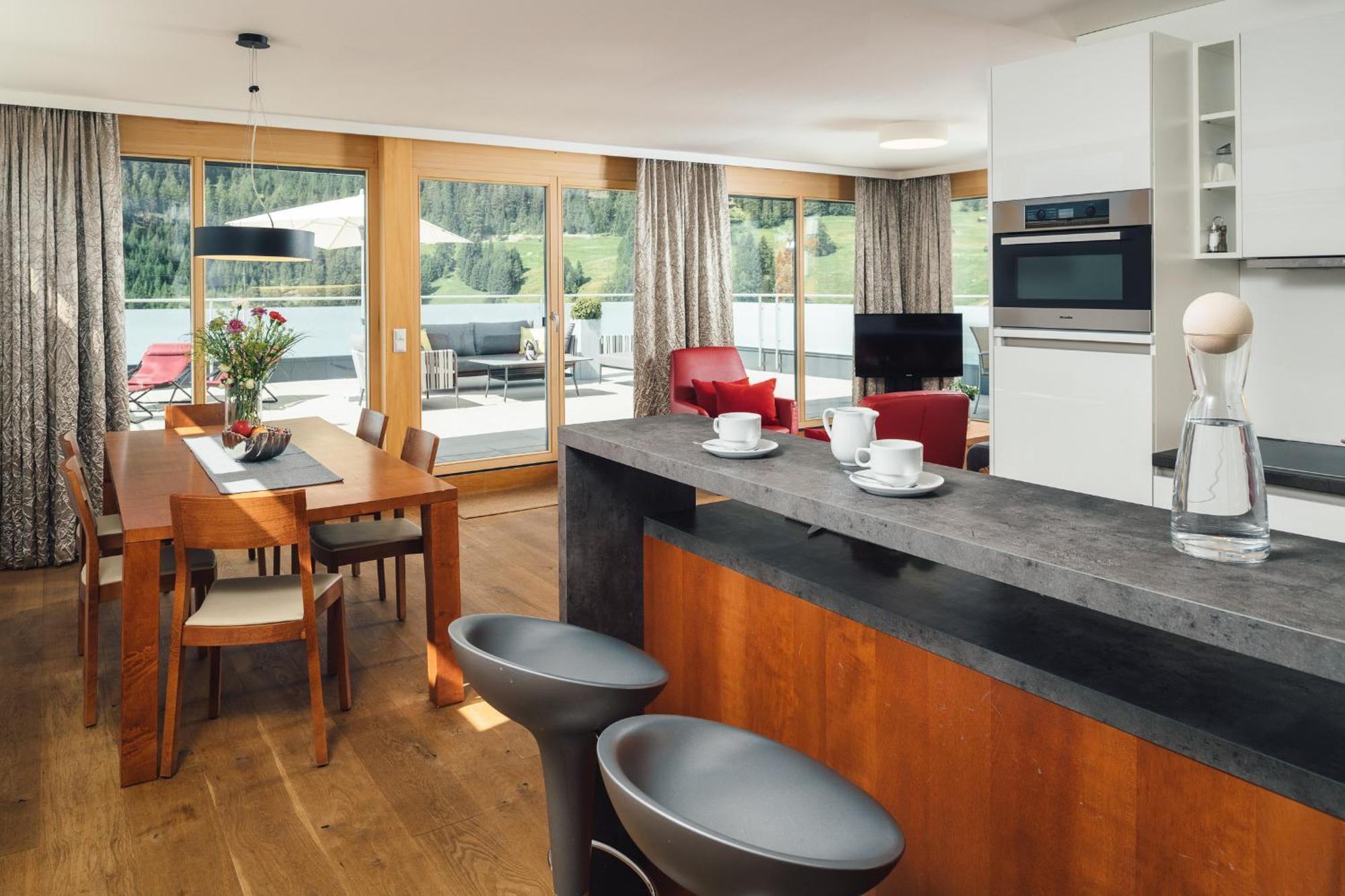 Schneeweiss Lifestyle - Apartments - Living Serfaus Værelse billede